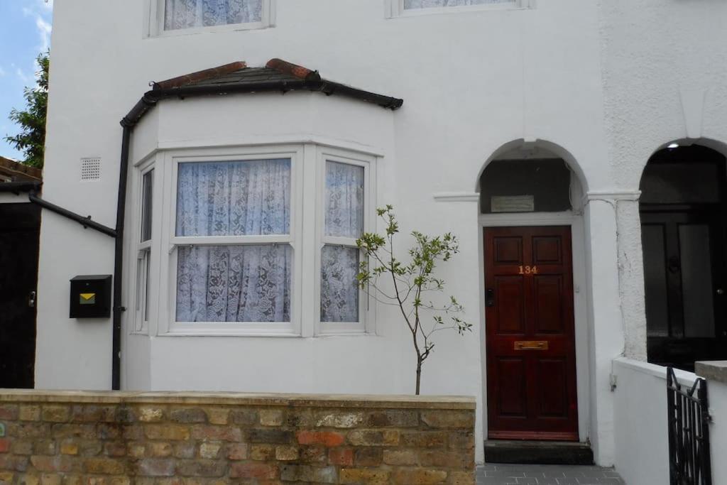 Bubblesbnb, 1 Bedroom Flat Londen Buitenkant foto